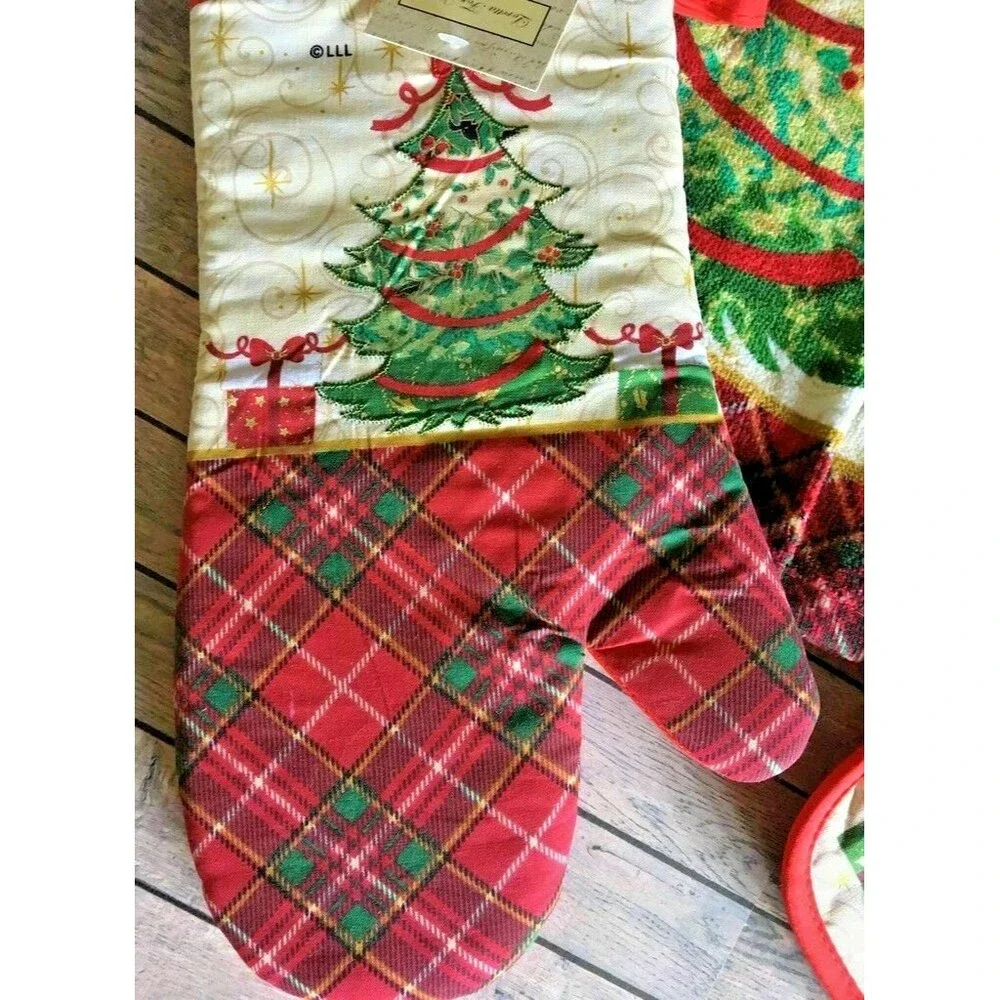 Christmas Kitchen Dish Towels Oven Mitt Set of 3 Appliqued Embroidery